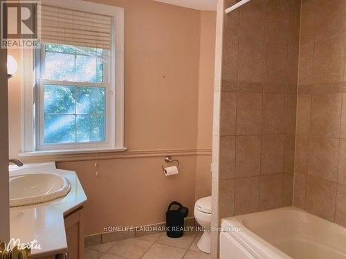 79 Florence Avenue, Toronto, ON - Indoor Photo Showing Bathroom