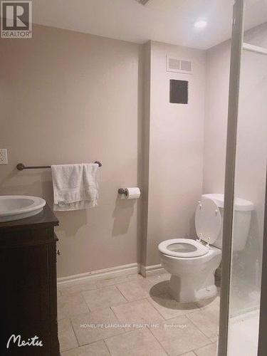 79 Florence Avenue, Toronto, ON - Indoor Photo Showing Bathroom