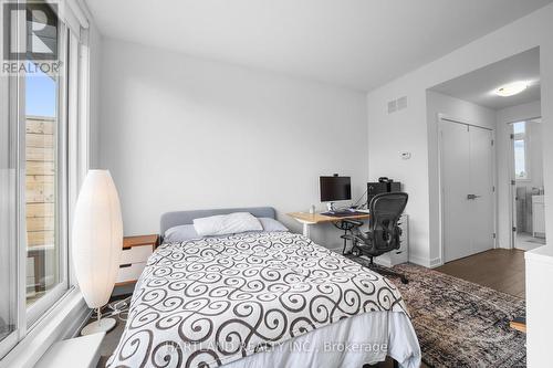 32 Perth Avenue, Toronto, ON - Indoor Photo Showing Bedroom