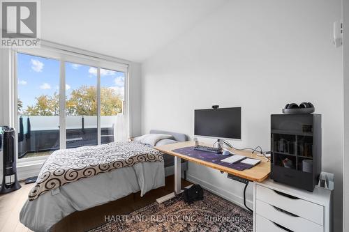 32 Perth Avenue, Toronto, ON - Indoor Photo Showing Bedroom