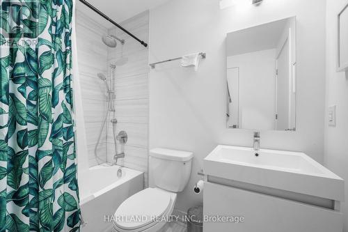 32 Perth Avenue, Toronto, ON - Indoor Photo Showing Bathroom