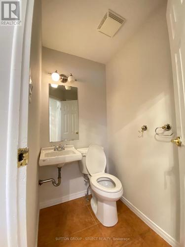 36 - 1786 Attawandaron Road, London, ON - Indoor Photo Showing Bathroom