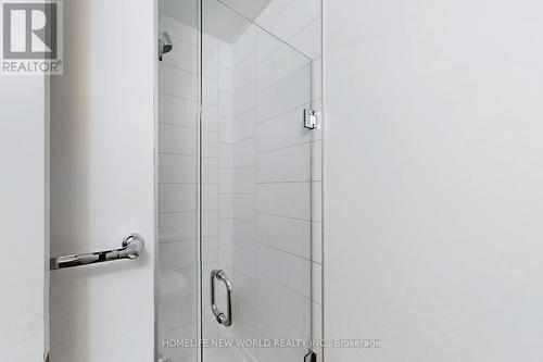 1211 - 50 Forest Manor Road, Toronto, ON - Indoor Photo Showing Bathroom