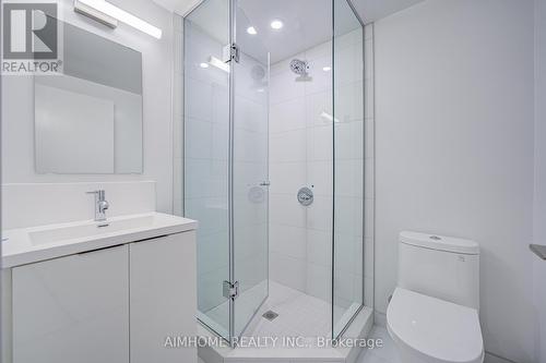 2412 - 230 Simcoe Street, Toronto, ON - Indoor Photo Showing Bathroom