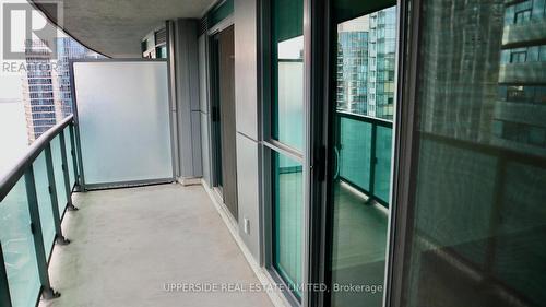 3807 - 19 Grand Trunk Crescent, Toronto, ON - Outdoor With Balcony With Exterior