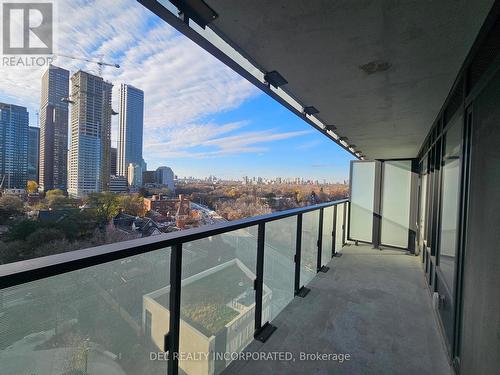 911 - 575 Bloor Street E, Toronto, ON - Outdoor With Balcony With View With Exterior