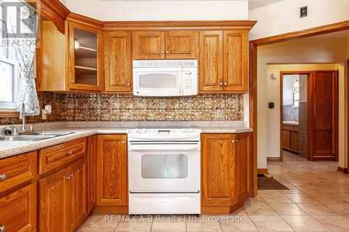 55 Huron Street S, St. Marys, ON - Indoor Photo Showing Kitchen With Double Sink