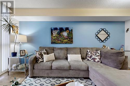 1119 - 19 Singer Court, Toronto, ON - Indoor Photo Showing Living Room