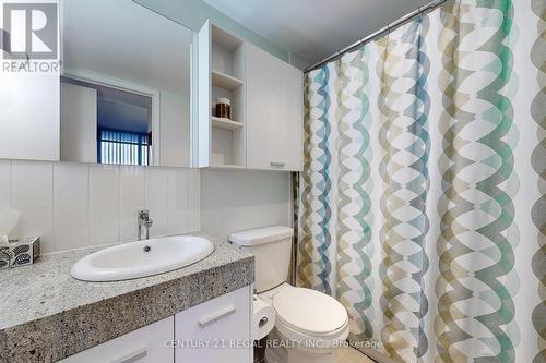 1119 - 19 Singer Court, Toronto, ON - Indoor Photo Showing Bathroom