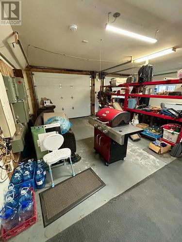 8 Willow Street, Centerville-Warham-Trinity, NL - Indoor Photo Showing Garage