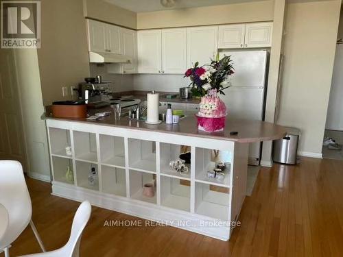 3001 - 33 Empress Avenue, Toronto, ON - Indoor Photo Showing Kitchen