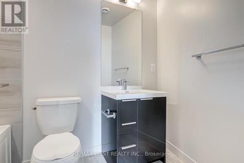 904 - 90 Glen Everest Road, Toronto, ON - Indoor Photo Showing Bathroom