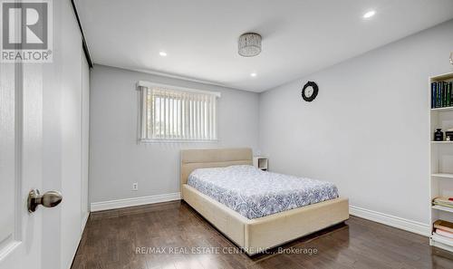 12 Charing Drive, Mississauga, ON - Indoor Photo Showing Bedroom