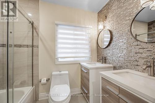 143 Stewart Street, Oakville, ON - Indoor Photo Showing Bathroom