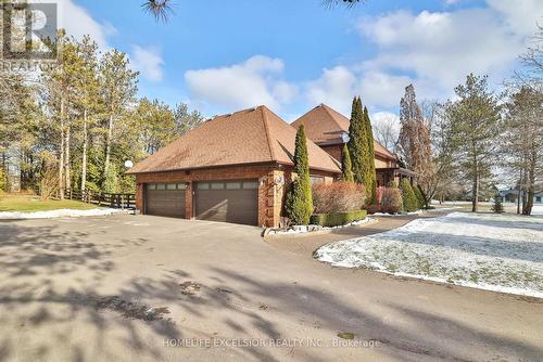 12 Bristol Sands Crescent, Uxbridge, ON - Outdoor