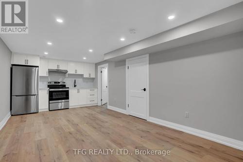 1125 Venus Crescent, Oshawa (Lakeview), ON - Indoor Photo Showing Kitchen