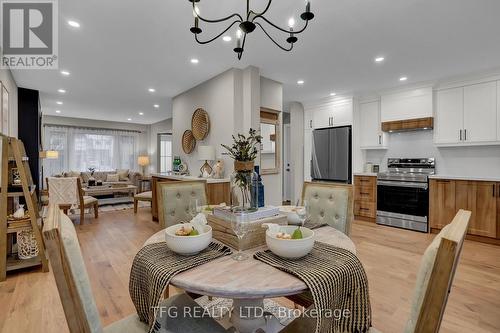 1125 Venus Crescent, Oshawa (Lakeview), ON - Indoor Photo Showing Dining Room