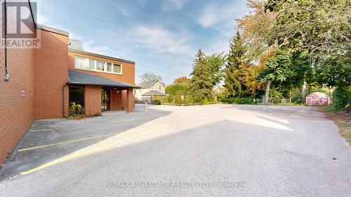 290 Ridout Street S, London, ON 