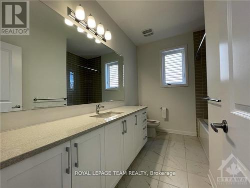 51 Eramosa Crescent, Ottawa, ON - Indoor Photo Showing Bathroom