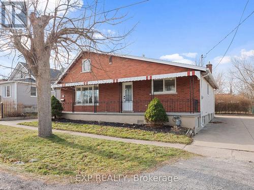 45 Cunningham Street, Thorold (557 - Thorold Downtown), ON - Outdoor With Deck Patio Veranda