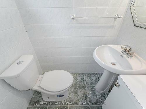 23 Gardentree St, Toronto, ON - Indoor Photo Showing Bathroom