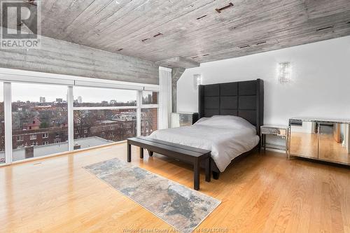 2175 Wyandotte Street East Unit# 409, Windsor, ON - Indoor Photo Showing Bedroom