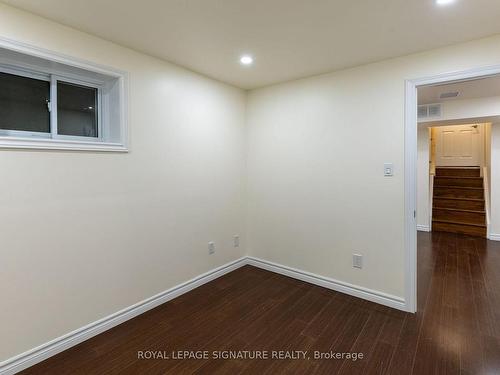 Bsmt-454 Fendalton St, Mississauga, ON - Indoor Photo Showing Other Room