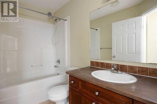 1, 240 Laffont Way, Fort Mcmurray, AB - Indoor Photo Showing Bathroom