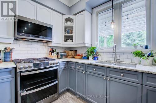 147 Willow Ridge Road, Middlesex Centre (Ilderton), ON - Indoor Photo Showing Kitchen