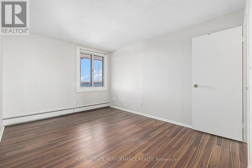 2208 - 1171 Ambleside Drive, Ottawa, ON - Indoor Photo Showing Other Room