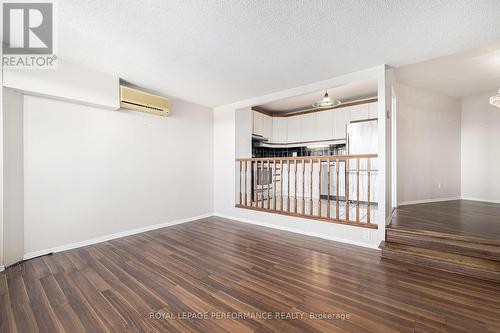 2208 - 1171 Ambleside Drive, Ottawa, ON - Indoor Photo Showing Other Room