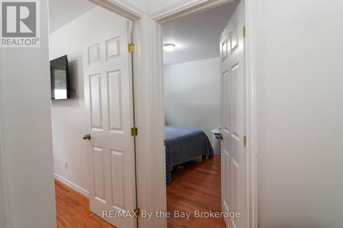 27 50Th Street N, Wasaga Beach, ON - Indoor Photo Showing Other Room