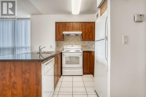 1503 - 68 Grangeway Avenue, Toronto (Woburn), ON - Indoor Photo Showing Kitchen