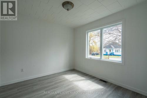 20367 First Street, South Glengarry, ON - Indoor Photo Showing Other Room