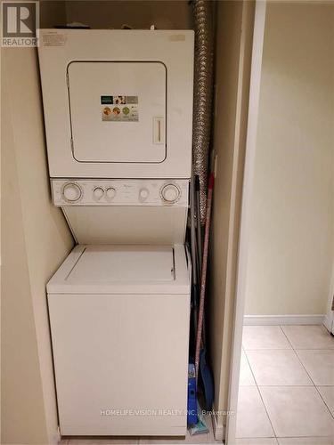 1803 - 30 Harrison Garden Boulevard, Toronto, ON - Indoor Photo Showing Laundry Room