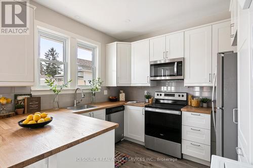 1 - 2207 Turner Road, Windsor, ON - Indoor Photo Showing Kitchen