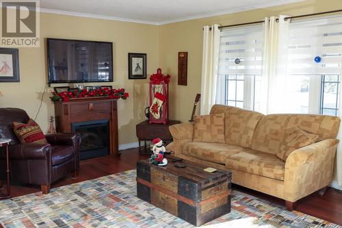 656 Murphy Street, Summerside, PE - Indoor Photo Showing Living Room With Fireplace