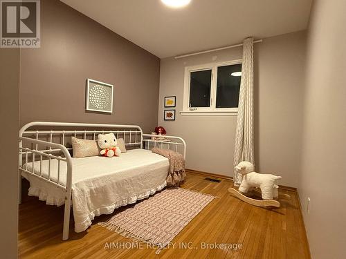 40 Axsmith. Crescent, Toronto, ON - Indoor Photo Showing Bedroom