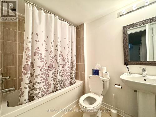 164 Elgin Mills Road W, Richmond Hill, ON - Indoor Photo Showing Bathroom