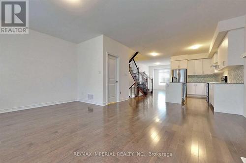 164 Elgin Mills Road W, Richmond Hill, ON - Indoor Photo Showing Kitchen