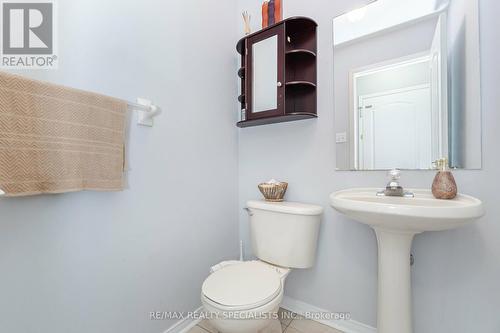 44 Black Forest Drive, Brampton, ON - Indoor Photo Showing Bathroom