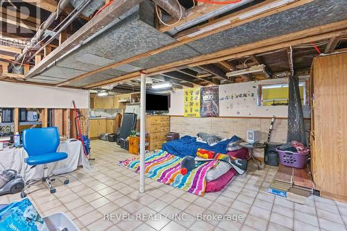 47 Barnesdale Avenue N, Hamilton, ON - Indoor Photo Showing Basement