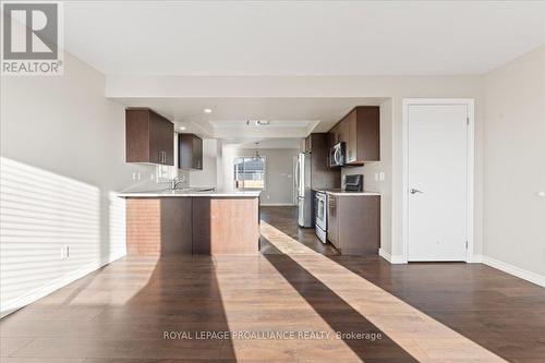 33 Ridgeway Place, Belleville, ON - Indoor Photo Showing Kitchen