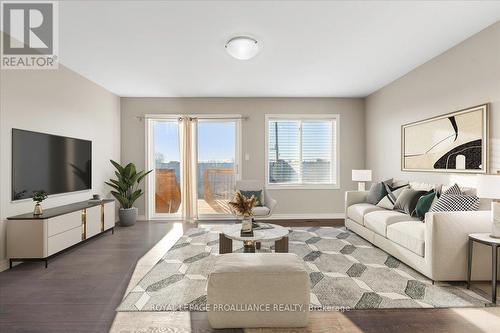 33 Ridgeway Place, Belleville, ON - Indoor Photo Showing Living Room