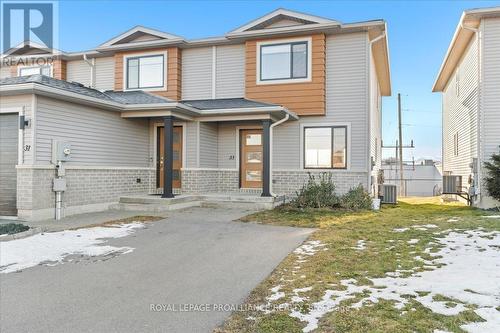 33 Ridgeway Place, Belleville, ON - Outdoor With Facade