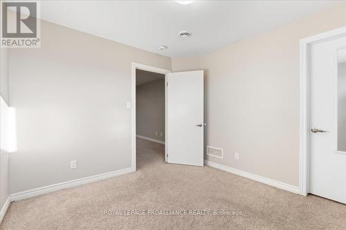 33 Ridgeway Place, Belleville, ON - Indoor Photo Showing Other Room