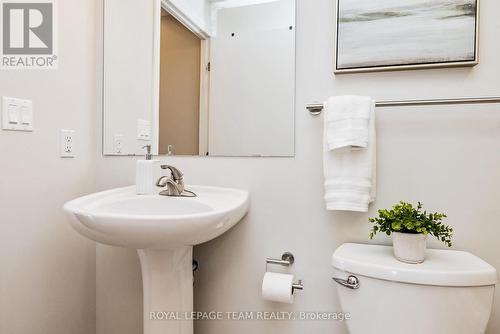 501 - 575 Byron Avenue, Ottawa, ON - Indoor Photo Showing Bathroom