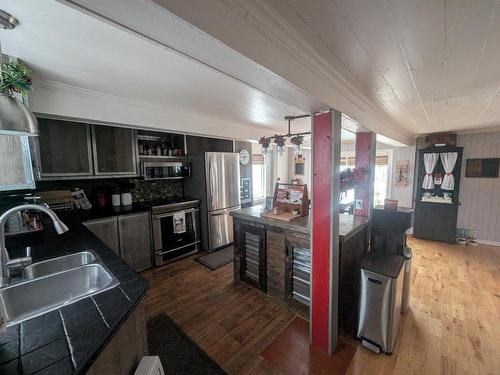 Cuisine - 574 Boul. Hébert, Saint-Pascal, QC - Indoor Photo Showing Kitchen With Double Sink