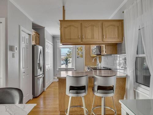 Kitchen - 6039 Av. Royale, L'Ange-Gardien, QC - Indoor Photo Showing Kitchen With Double Sink