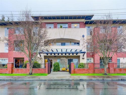 204-2380 Brethour Ave, Sidney, BC - Outdoor With Facade